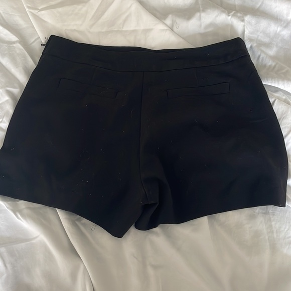 Black skort size 7 - Picture 3 of 4